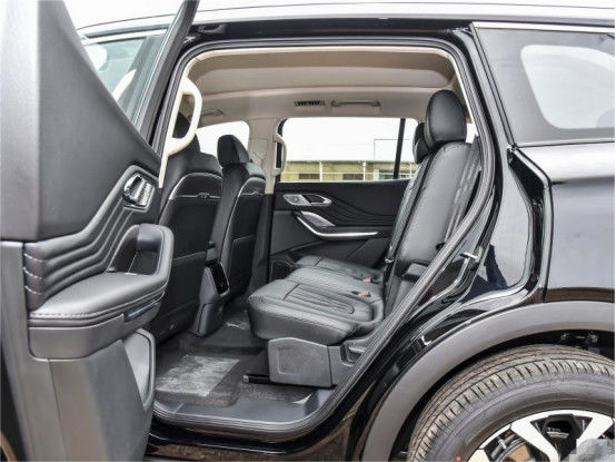 ก๊าซีน Hongqi HS7 รถยนต์ รถยนต์ 4×4 4×2 พร้อม 6 ที่นั่ง / 7 ที่นั่ง 6