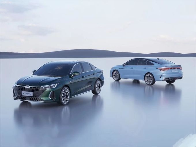 คันเบนซิน Chery Arrizo 8 รถยนต์ รถยนต์ ขับสองล้อ Advanced Sedan 0