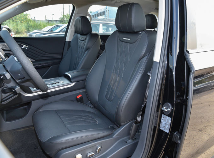 ก๊าซีน Hongqi HS7 รถสปอร์ตยูติเอชัน อัตโนมัติ 7