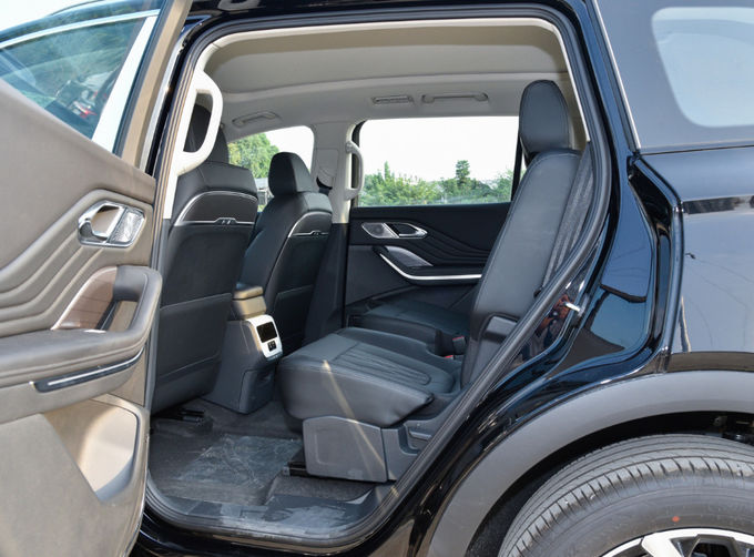 ก๊าซีน Hongqi HS7 รถสปอร์ตยูติเอชัน อัตโนมัติ 6