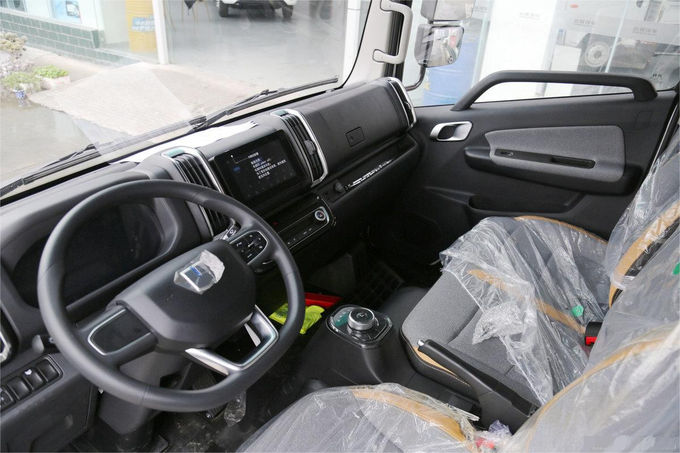 Xingzhi H8E Geely Electric Truck รถยนต์ไฟฟ้า EV รถยนต์ไฟฟ้าที่มีการขับเคลื่อนสองล้อ 4