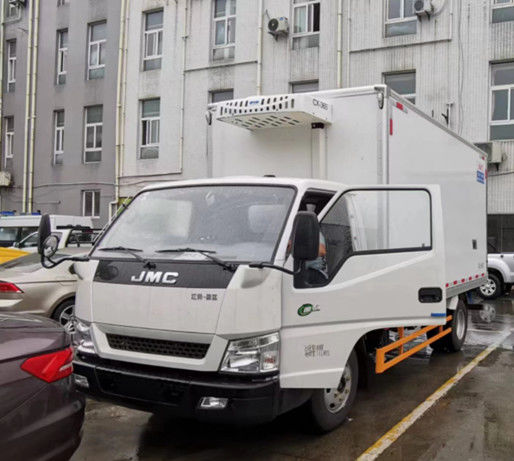 Jiangling Cargo Van Refrigeration ไดเซล ดริเวอร์หลัง 4×2 เครื่องขนส่งด้วยมือ 0