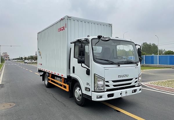 ขาว Isuzu รถกระบะประปา 126HP 152HP Isuzu Box Vans รถกระบะส่ง 0