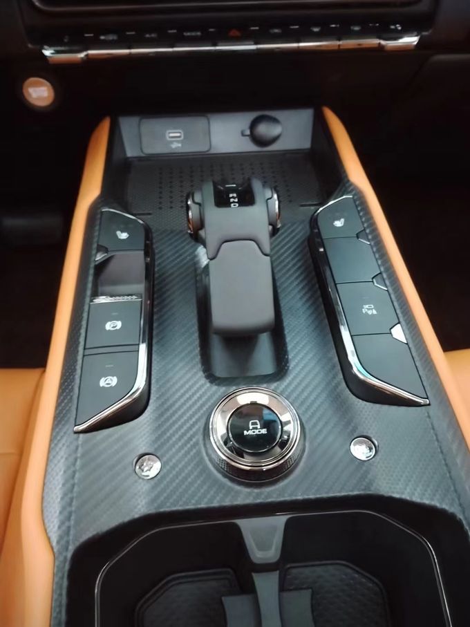 Black Great Wall Haval Raptor Plug In Extended Range ไฮบริด SUV นอกถนน 8