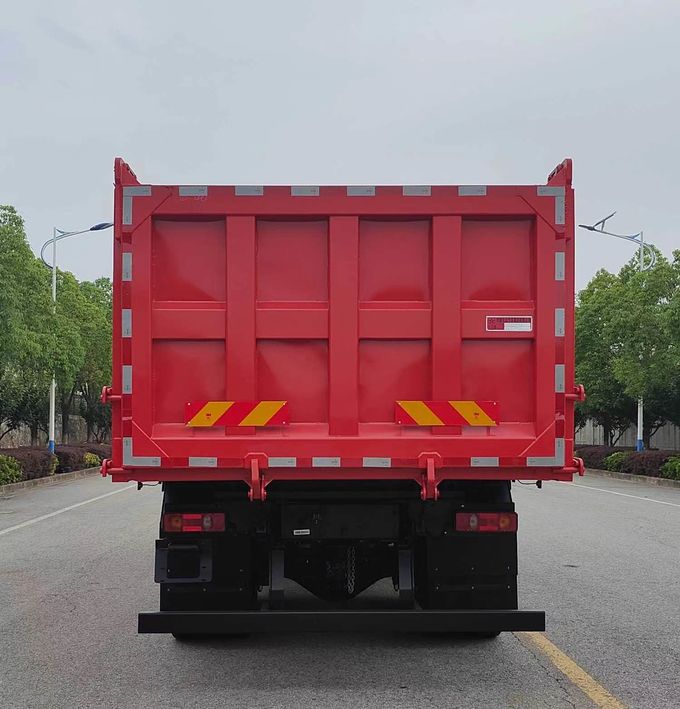 20 เมตรคิวบิก รถกระบะสามแกน ไดเซล 3 ที่นั่ง แมนูเอล 6×4 1