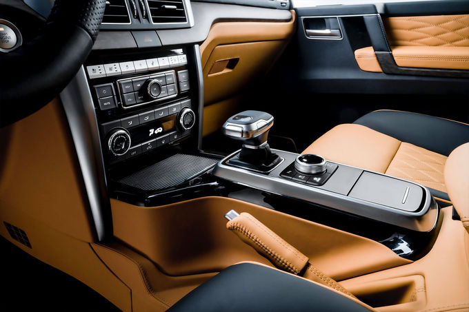 BAIC BJ80 รถยนต์นอกถนน รถยนต์ SUV ขนยนต์เบนซิน 4 ที่นั่ง 4 × 4Z เครื่องส่งอัตโนมัติ 9